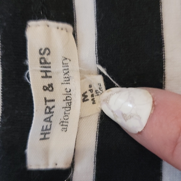 Heart & Hips Striped‎ Casual Dress - Picture 2 of 3